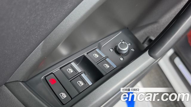 Audi Q3 (F3) 35 TDI Premium Sportback 2022 — фото 29