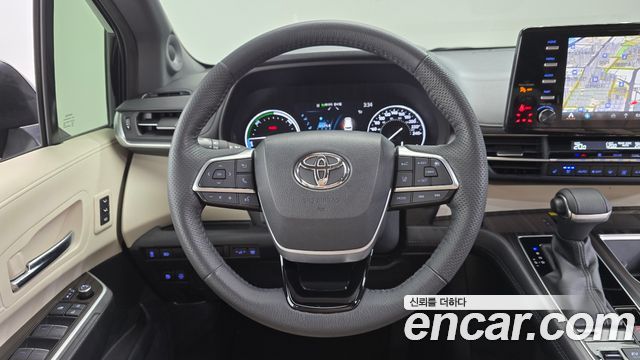 Toyota Sienna (IV) 2.5 Hybrid 2WD 2022 — фото 13
