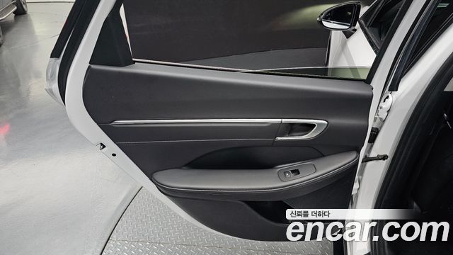 Hyundai Sonata (DN8) 2.0 Premium Plus 2022 — фото 25