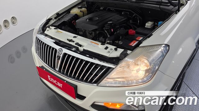 KG Mobility (SsangYong) Rexton W 2.2 4WD RX7 Luxury 2016 — фото 6