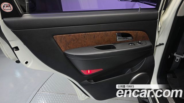 KG Mobility (SsangYong) Rexton W 2.2 4WD RX7 Luxury 2016 — фото 25