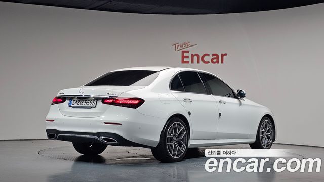 Mercedes-Benz E-Class (W213) E220d 4MATIC AMG Line 2021 — фото 2