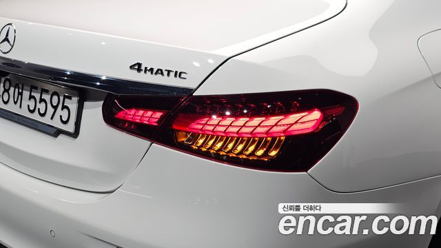 Mercedes-Benz E-Class (W213) E220d 4MATIC AMG Line 2021 — фото 23