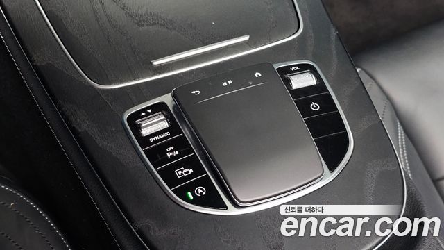 Mercedes-Benz E-Class (W213) E220d 4MATIC AMG Line 2021 — фото 27