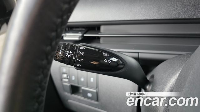 Hyundai Staria Cargo 3-Seater Modern 2022 — фото 20