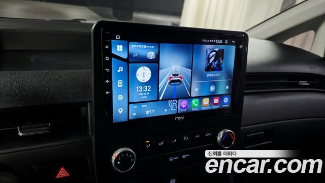 Hyundai Staria Cargo 3-Seater Modern 2022 — фото 28