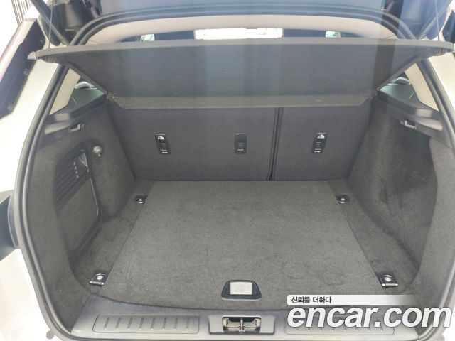 Land Rover Range Rover Evoque 2.0 TD4 SE 2018 — фото 9