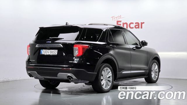 Ford Explorer (VI) 3.3 Hybrid 2022 — фото 2