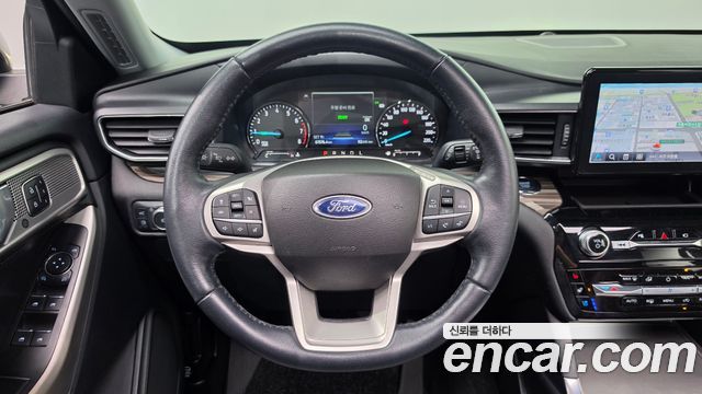 Ford Explorer (VI) 3.3 Hybrid 2022 — фото 17