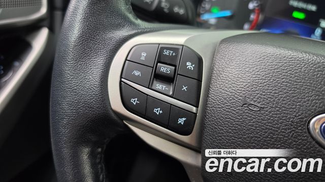 Ford Explorer (VI) 3.3 Hybrid 2022 — фото 19