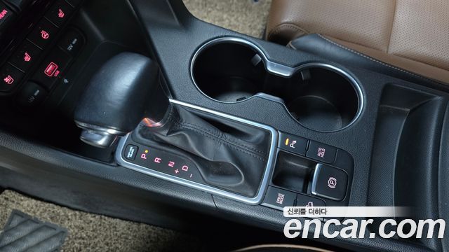 Kia Sportage The Bold Diesel 2.0 2WD Inteligent 2019 — фото 9