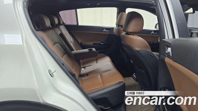 Kia Sportage The Bold Diesel 2.0 2WD Inteligent 2019 — фото 11