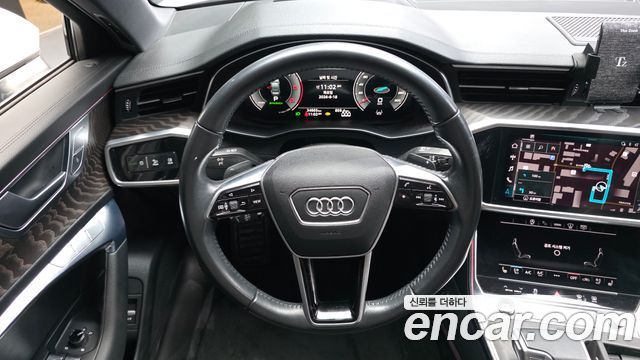 Audi A6 (C8) 40 TDI Quattro Premium 2021 — фото 13