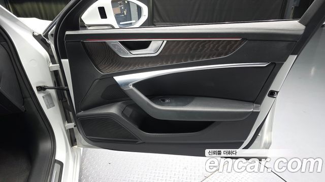 Audi A6 (C8) 40 TDI Quattro Premium 2021 — фото 24