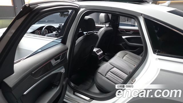Audi A6 (C8) 40 TDI Quattro Premium 2021 — фото 26
