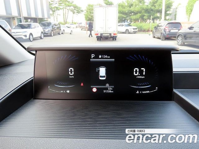 Hyundai Staria Cargo 3-Seater Smart 2023 — фото 9