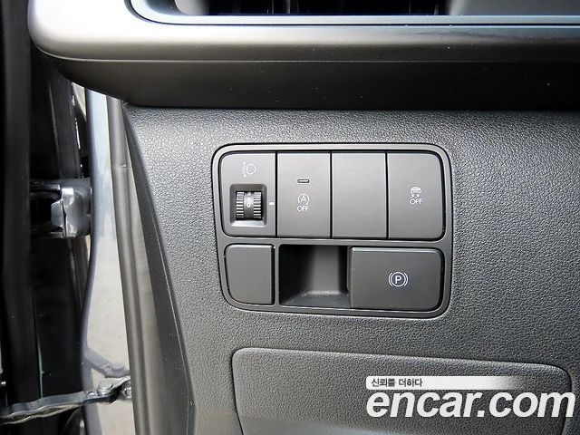 Hyundai Staria Cargo 3-Seater Smart 2023 — фото 16