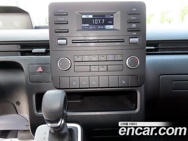 Hyundai Staria Cargo 3-Seater Smart 2023 — фото 17
