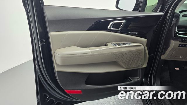 Kia Carnival (IV) HEV 9seater Signature 2024 — фото 30