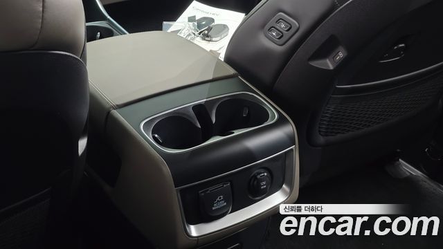 Kia Carnival (IV) HEV 9seater Signature 2024 — фото 34