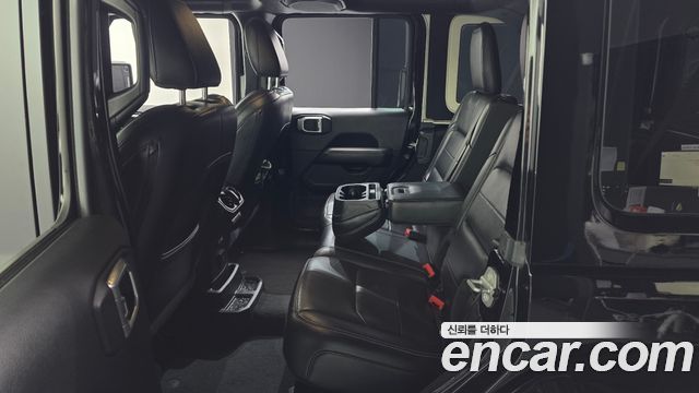 Jeep Wrangler (JL) 2.0 Overland 4Door 2019 — фото 12