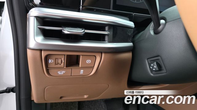 Hyundai Grandeur (GN7) 2,5 Gasoline 2WD Exclusive 2024 — фото 20