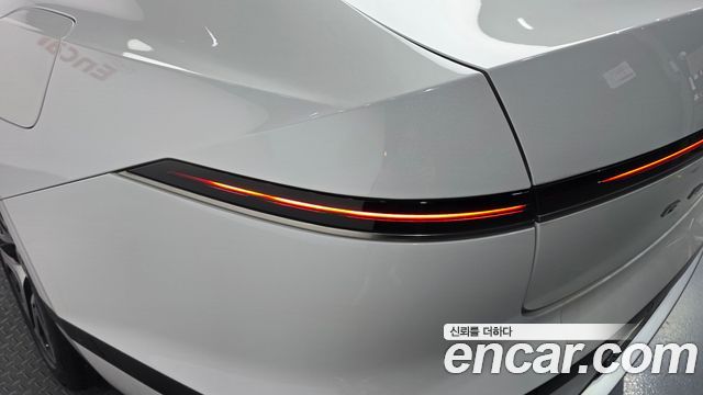 Hyundai Grandeur (GN7) 2,5 Gasoline 2WD Exclusive 2024 — фото 23