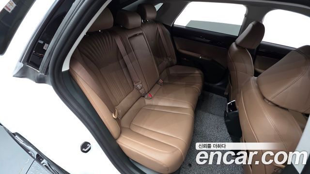 Hyundai Grandeur (GN7) 2,5 Gasoline 2WD Exclusive 2024 — фото 26
