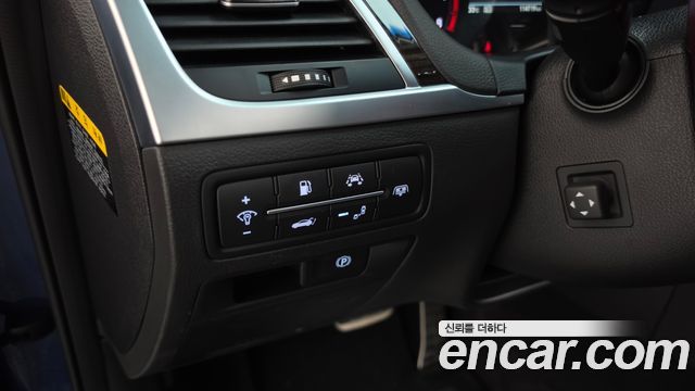 Genesis G80 3.3 GDI AWD Premium Luxury 2017 — фото 28