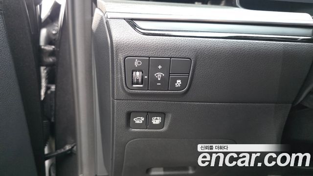 Kia K5 Hybrid (III) Signature 2025 — фото 28
