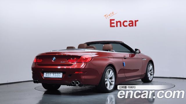 BMW 6 Series (F12) 650i Convertible 2011 — фото 2