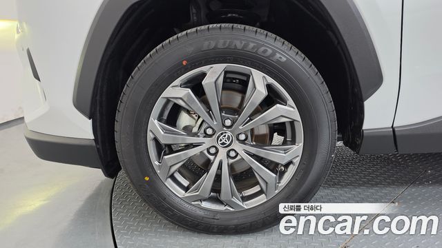 Toyota RAV4 (V) 2,5 4WD Hybrid LTD 2025 — фото 5