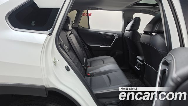 Toyota RAV4 (V) 2,5 4WD Hybrid LTD 2025 — фото 12
