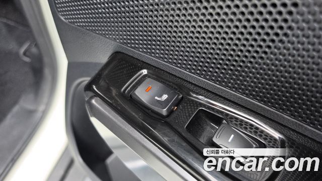 KG Mobility (SsangYong) Tivoli 1.5 2WD V7 2025 — фото 16