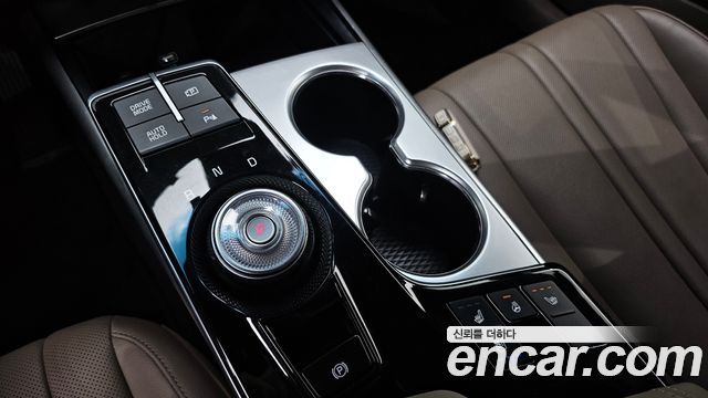 Kia K8 2.5 Gasoline 2WD Noblesse Light 2023 — фото 9
