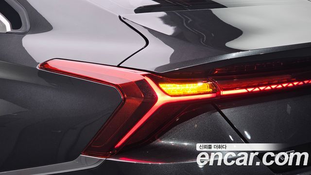 Kia K8 2.5 Gasoline 2WD Noblesse Light 2023 — фото 23