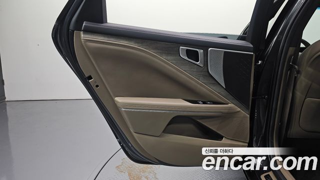 Kia K8 2.5 Gasoline 2WD Noblesse Light 2023 — фото 25