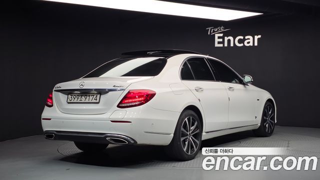 Mercedes-Benz E-Class (W213) E300e Exclusive 2019 — фото 2