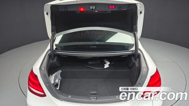 Mercedes-Benz E-Class (W213) E300e Exclusive 2019 — фото 20