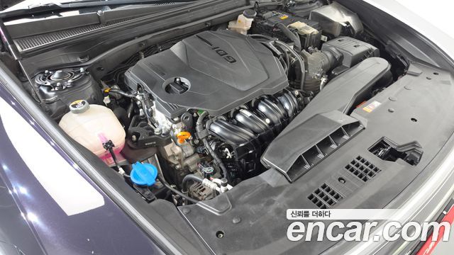 Hyundai Grandeur (GN7) 2,5 Gasoline 2WD Premium 2023 — фото 6