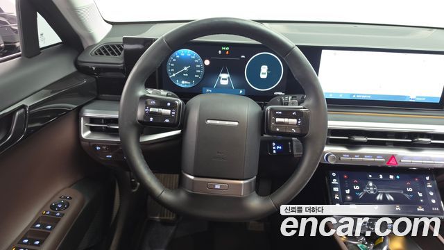Hyundai Grandeur (GN7) 2,5 Gasoline 2WD Premium 2023 — фото 13