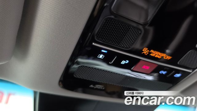 Hyundai Grandeur (GN7) 2,5 Gasoline 2WD Premium 2023 — фото 17