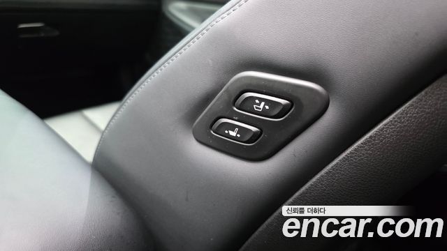 Hyundai Santa Fe Gasoline 2.5T 2WD Calligraphy 2021 — фото 30