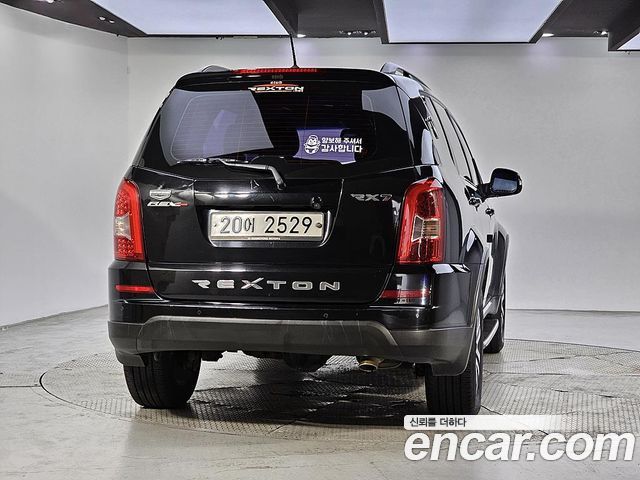 KG Mobility (SsangYong) Rexton W 2.0 4WD RX7 Prestige 2013 — фото 3