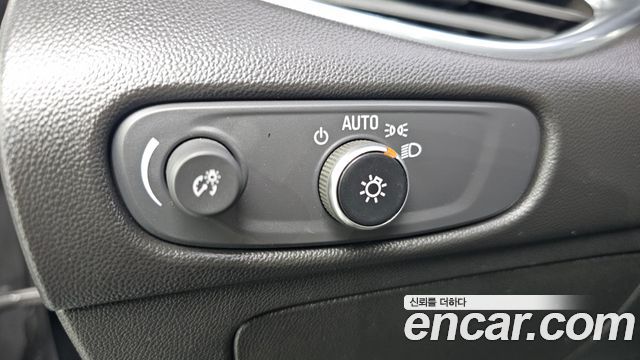 Chevrolet Malibu 2.0 Turbo Perfect Black 2019 — фото 20