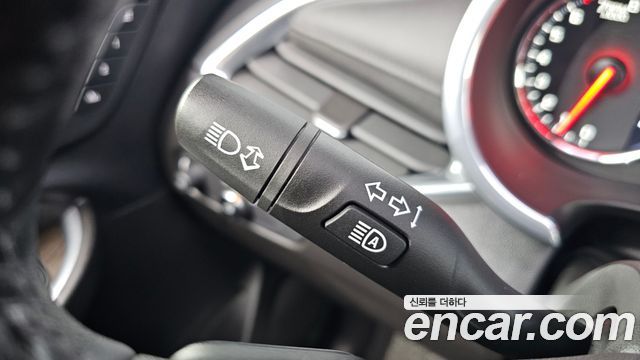 Chevrolet Malibu 2.0 Turbo Perfect Black 2019 — фото 31