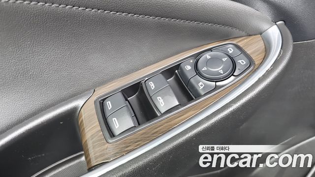 Chevrolet Malibu 2.0 Turbo Perfect Black 2019 — фото 32