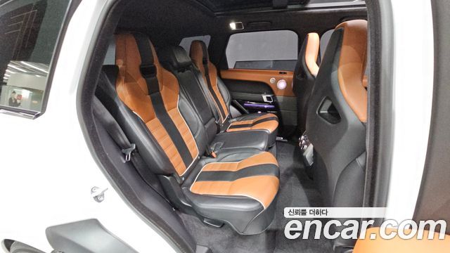 Land Rover Range Rover Sport (II) 5.0 SVR 2016 — фото 11