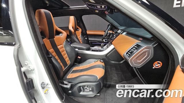 Land Rover Range Rover Sport (II) 5.0 SVR 2016 — фото 12