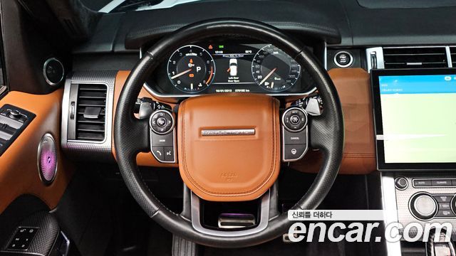 Land Rover Range Rover Sport (II) 5.0 SVR 2016 — фото 13